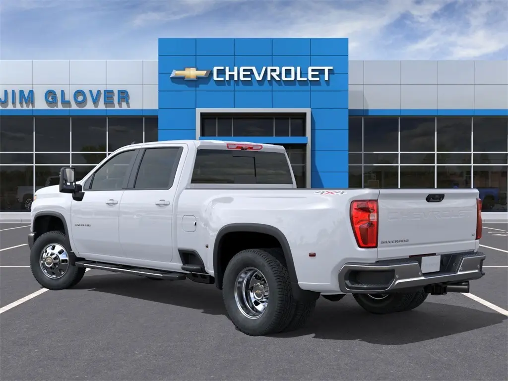 2026 Chevrolet Silverado LT photo 3