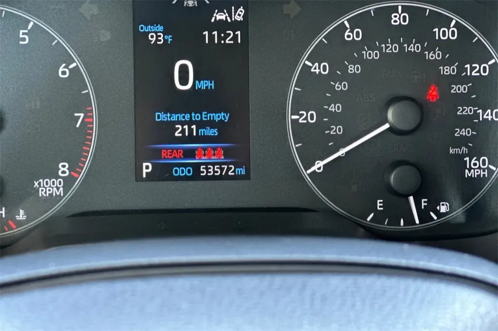 2023 Toyota Corolla LE photo 18