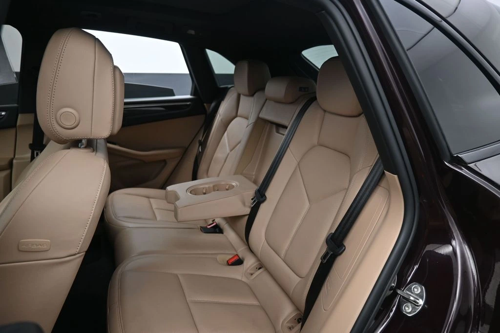 2023 Porsche Macan S - Photo 37