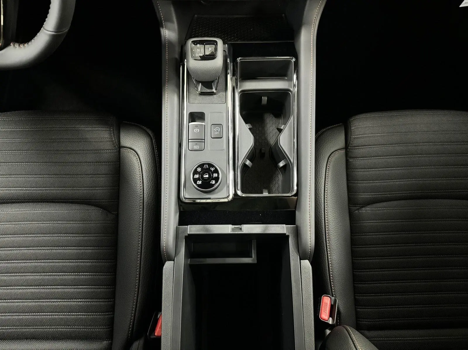 2025 Nissan Pathfinder Rock Creek photo 21