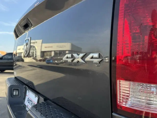 2018 Ram 1500 Express photo 10