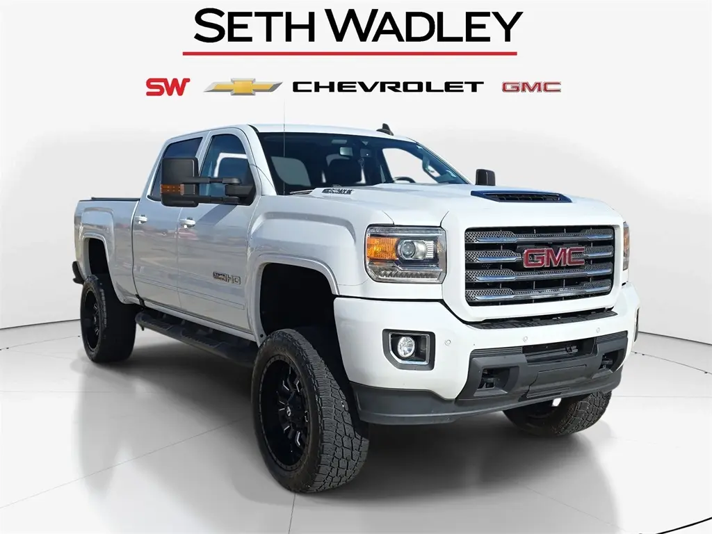 2019 GMC Sierra 2500HD SLT's photo
