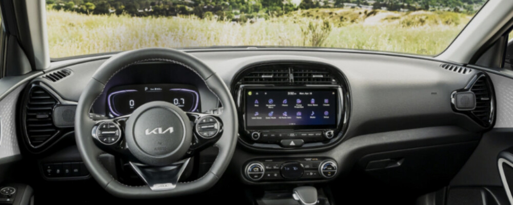 2023 Kia Soul front seat interior
