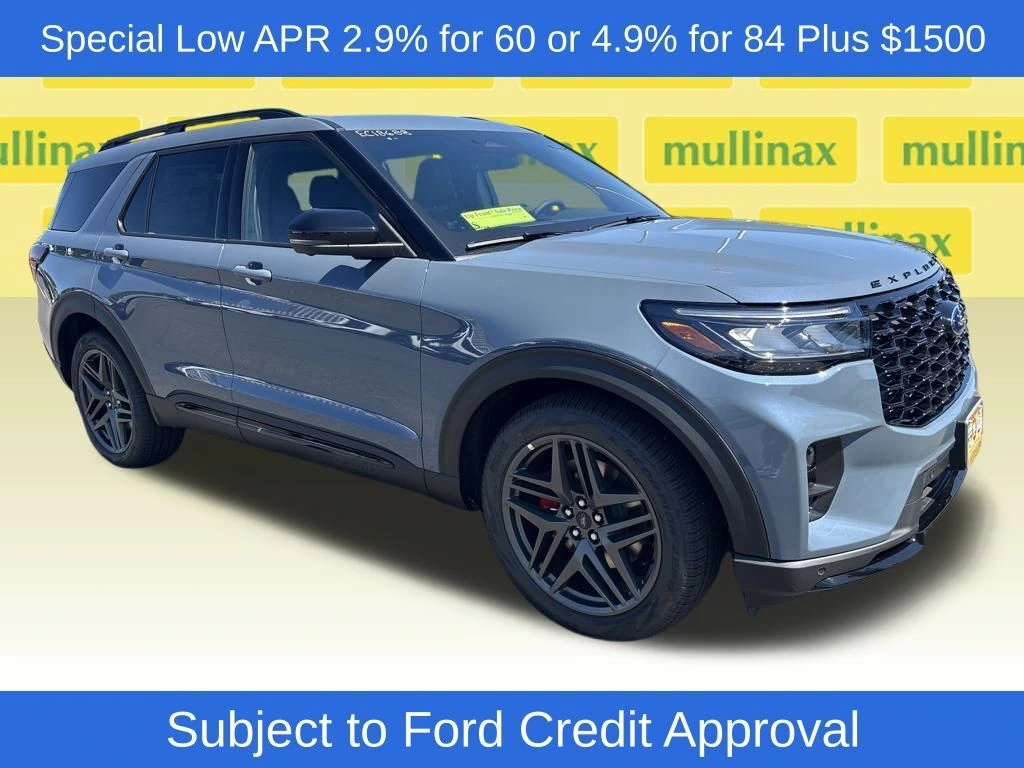 2025 Ford Explorer ST's photo