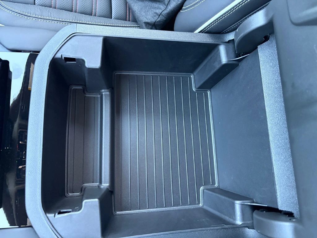 2026 GMC Yukon AT4 Ultimate - Photo 49