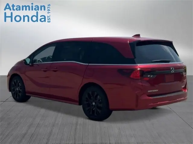2026 Honda Odyssey LE photo 3