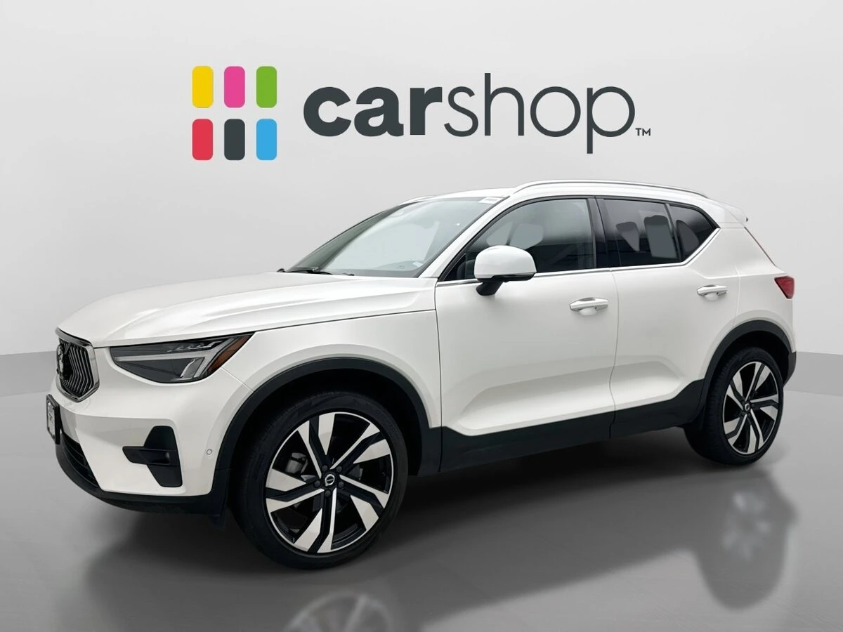 2024 Volvo XC40