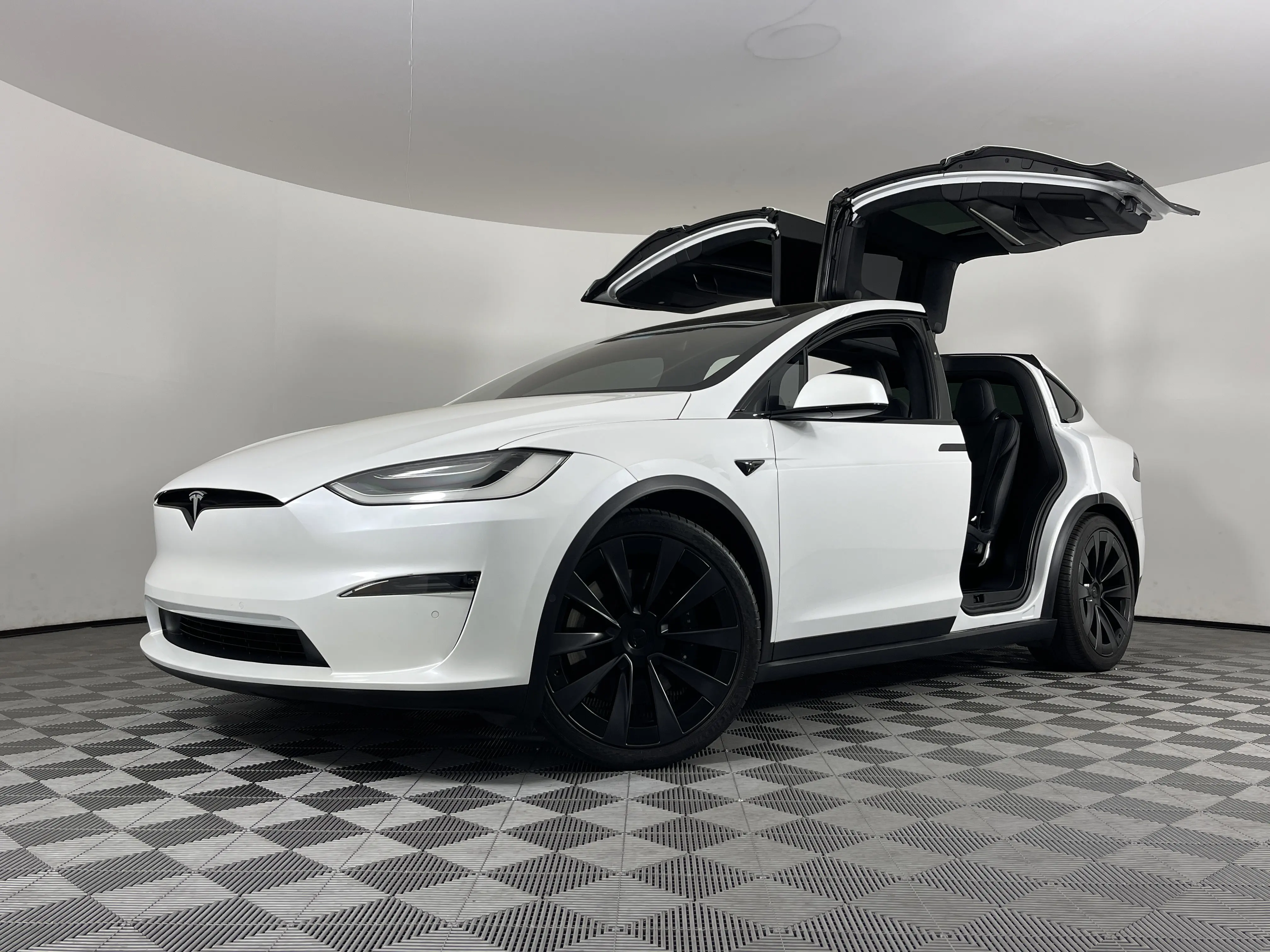 2022 Tesla Model X photo 4