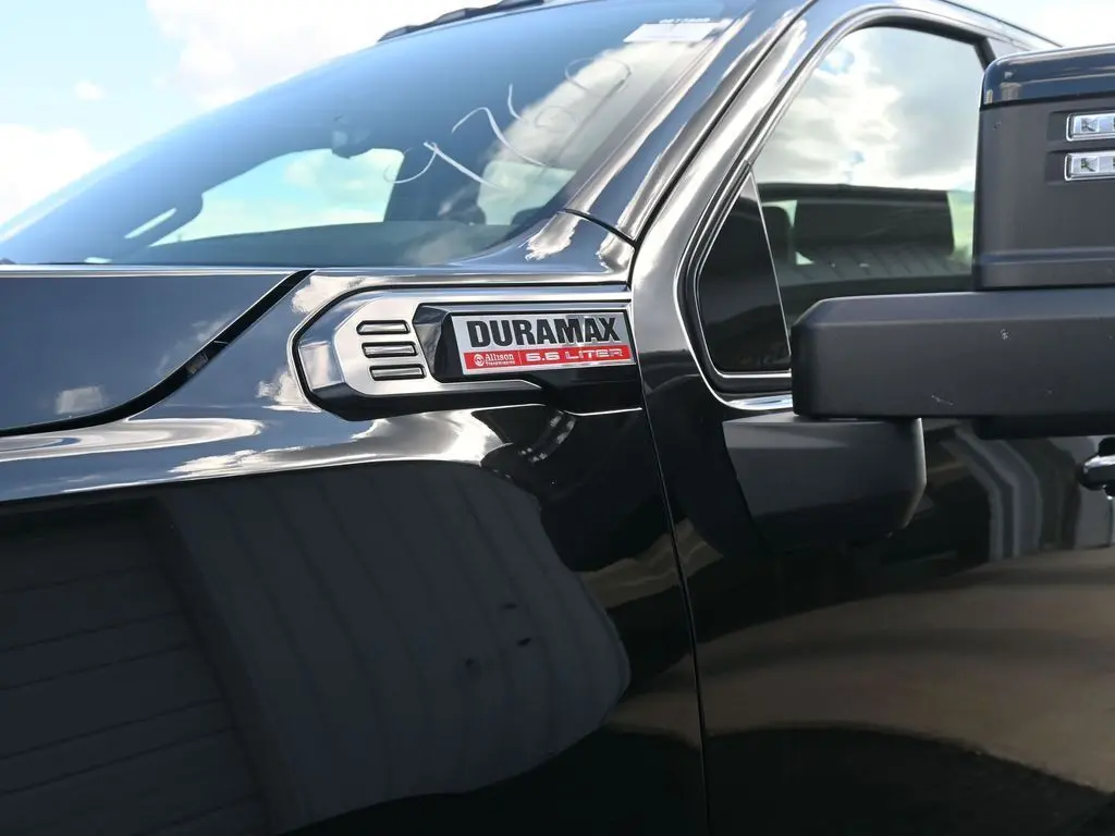 2025 Gmc Sierra HD AT4 photo 10