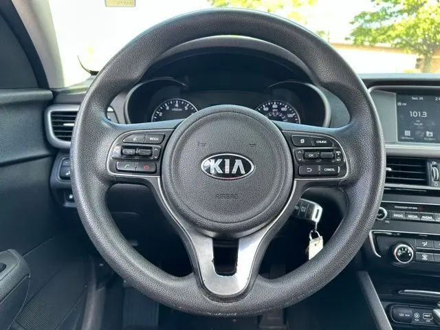 2018 Kia Optima LX photo 22