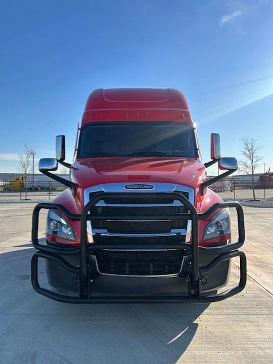 2025 Freightliner Cascadia - image 5