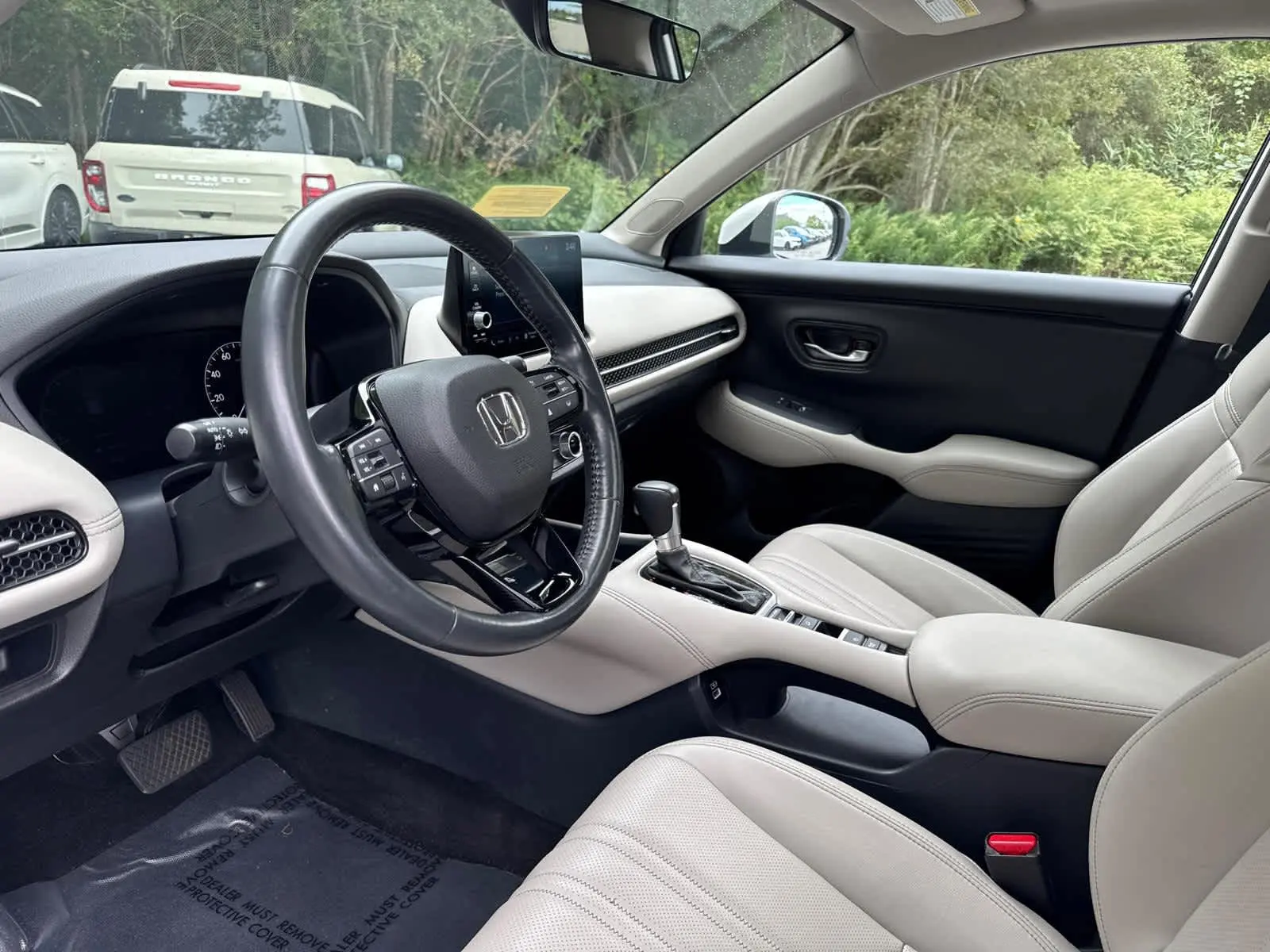 2023 Honda HR-V EX-L photo 11