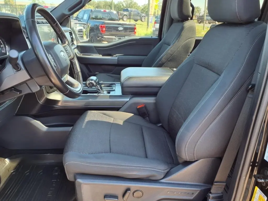 2022 Ford F-150 XLT photo 25