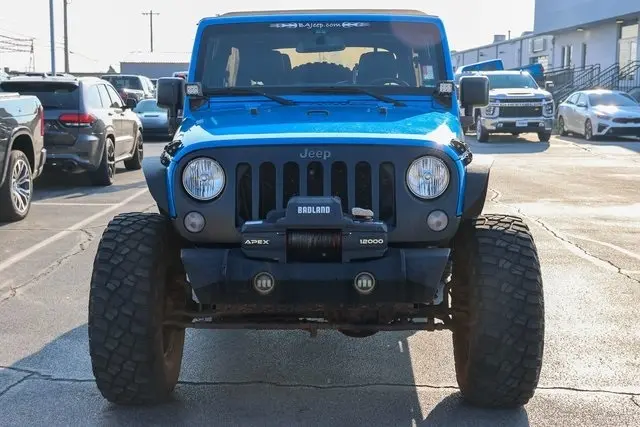 2016 Jeep Wrangler Unlimited High Tide photo 2