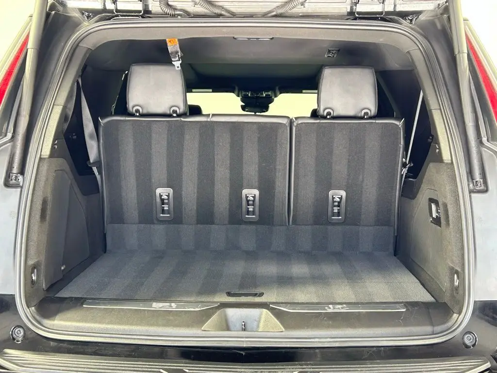 2022 Cadillac Escalade ESV Premium Luxury photo 11