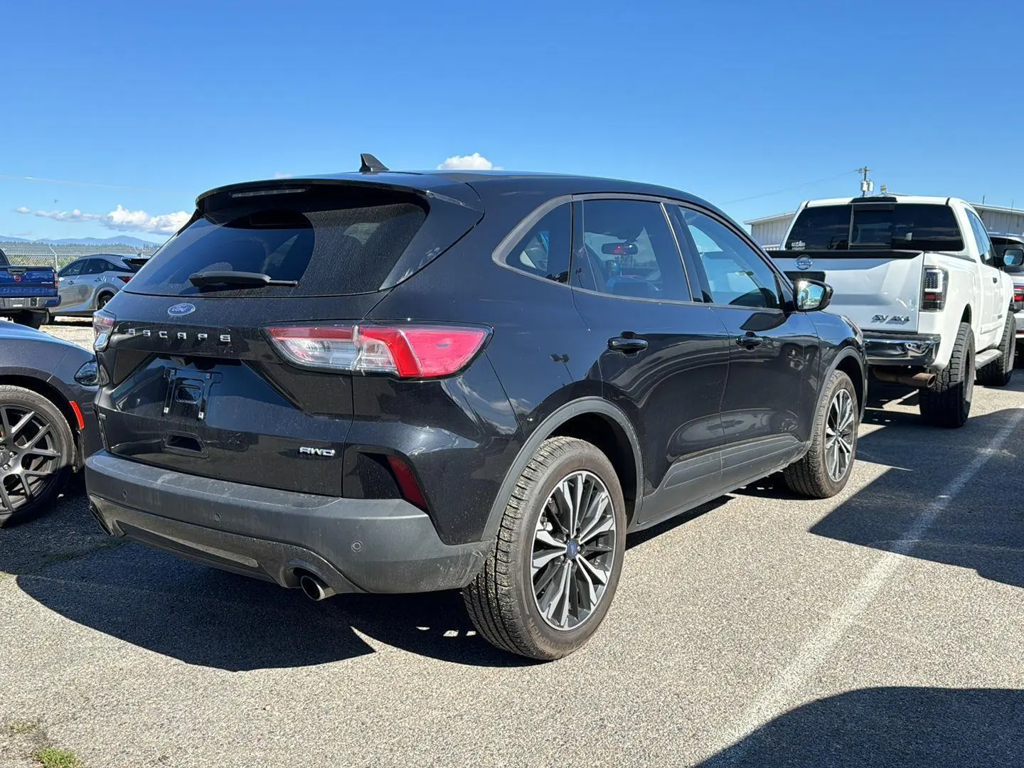 2021 Ford Escape SE photo 3