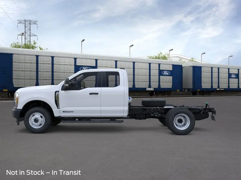 2026 Ford F-350 photo 4