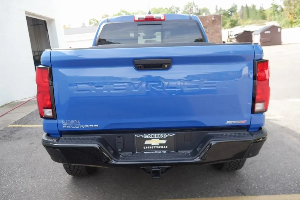 2026 Chevrolet Colorado ZR2 photo 6