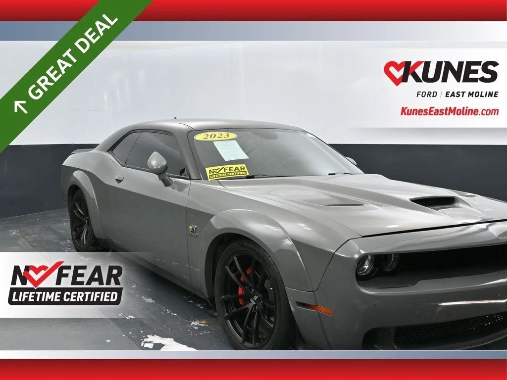 2023 Dodge Challenger R/T Scat Pack's photo
