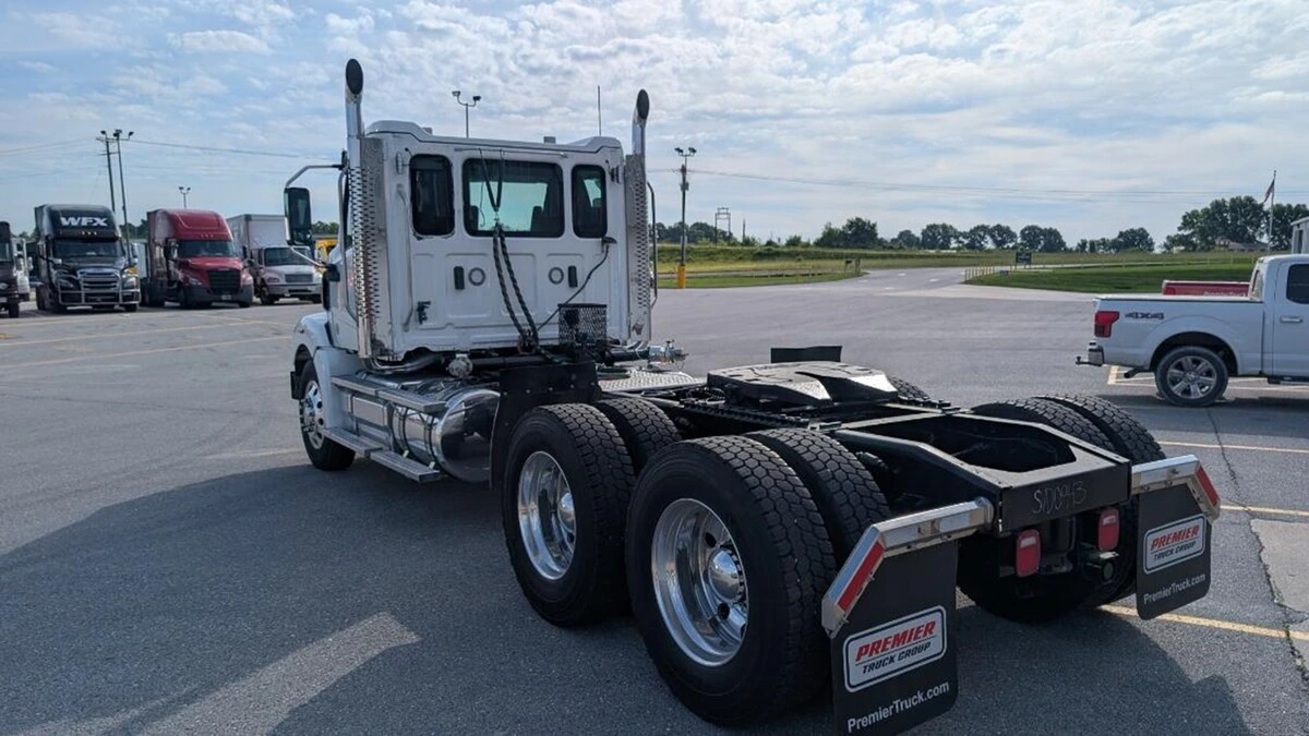 2024 Western Star 47X — photo 8