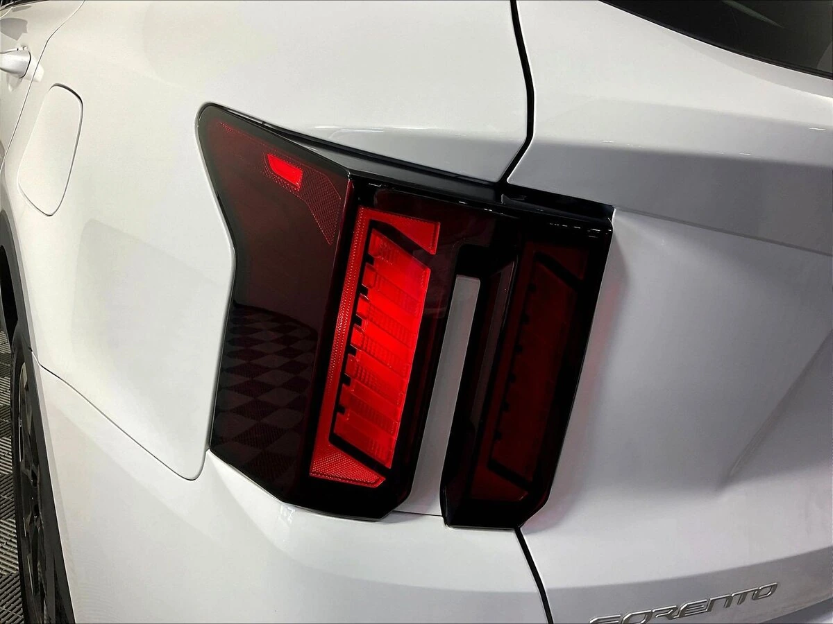 2026 Kia Sorento S - Photo 14