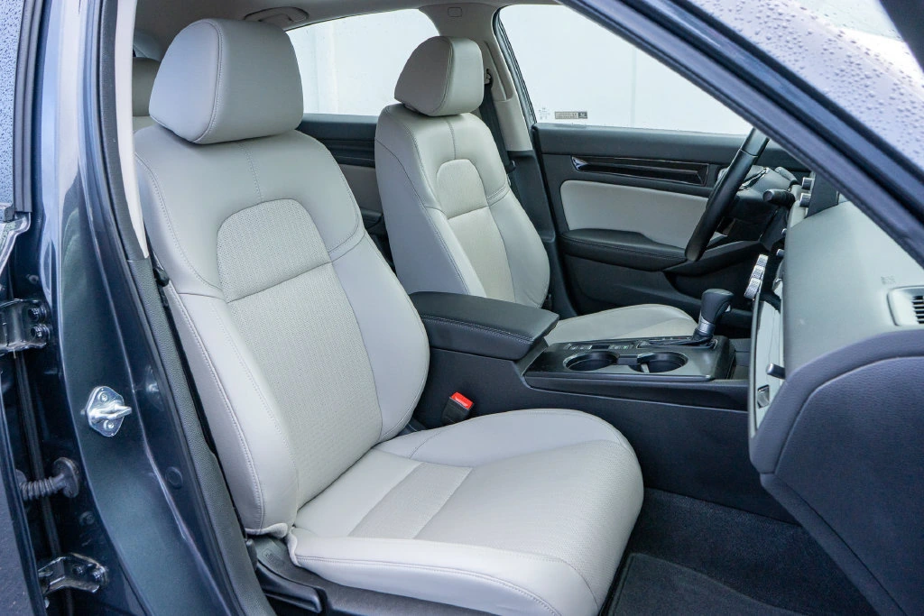 2024 Honda Civic Hatchback EX-L - Photo 21