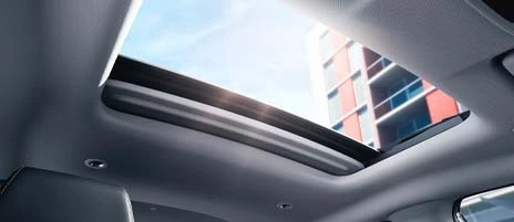 One-Touch Power Moonroof