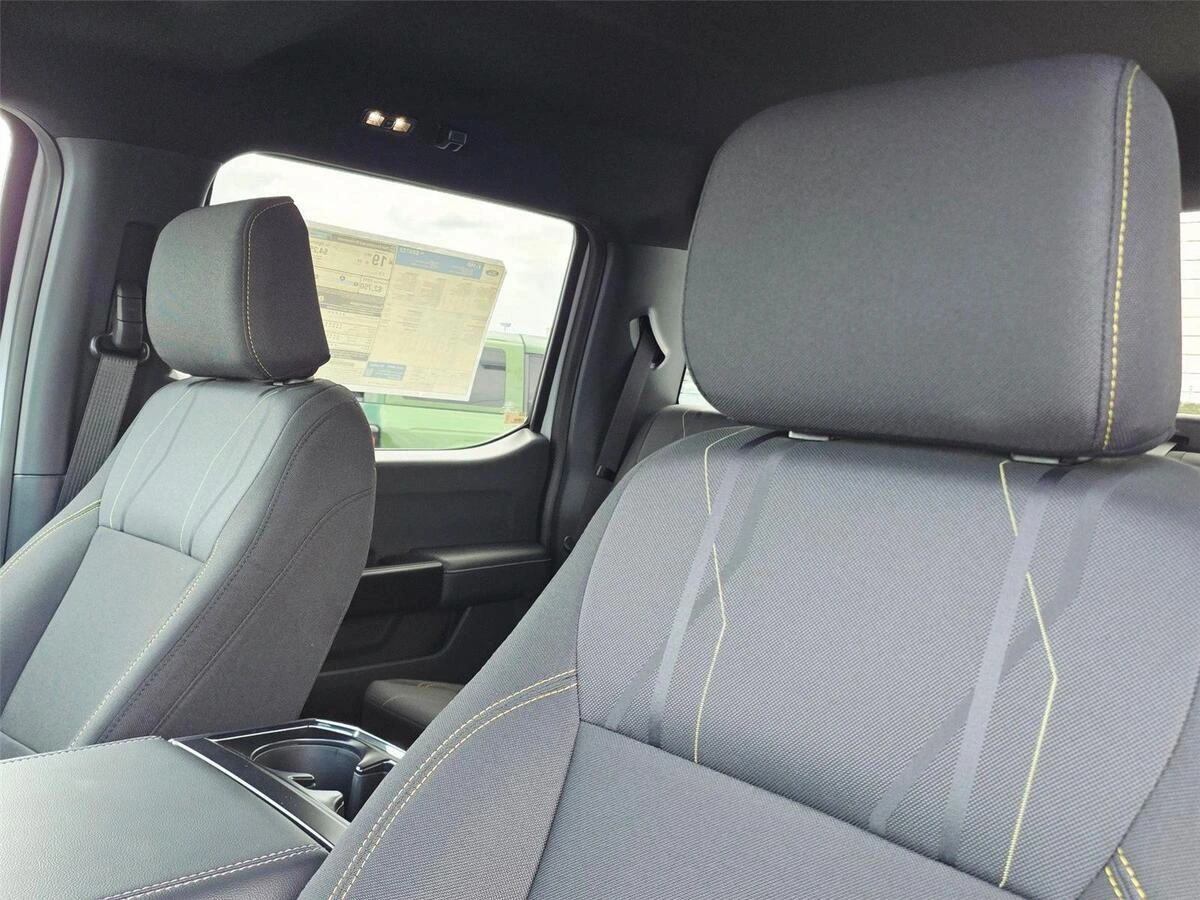 2025 Ford F-150 STX - Photo 12