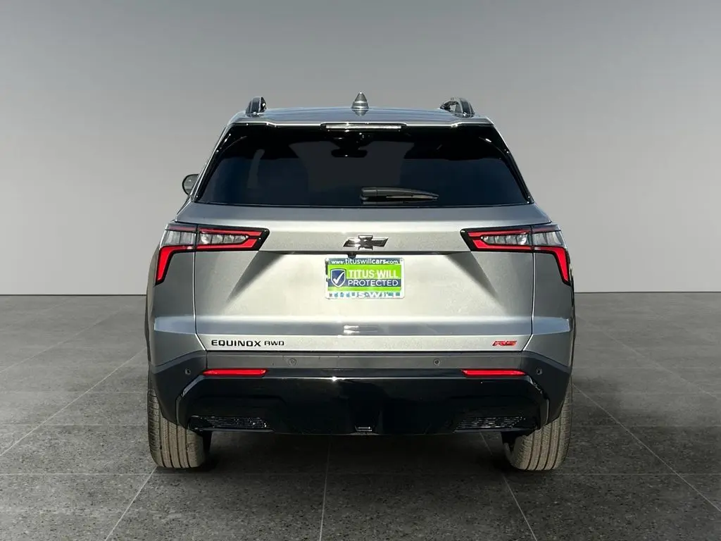 2026 Chevrolet Equinox RS photo 4