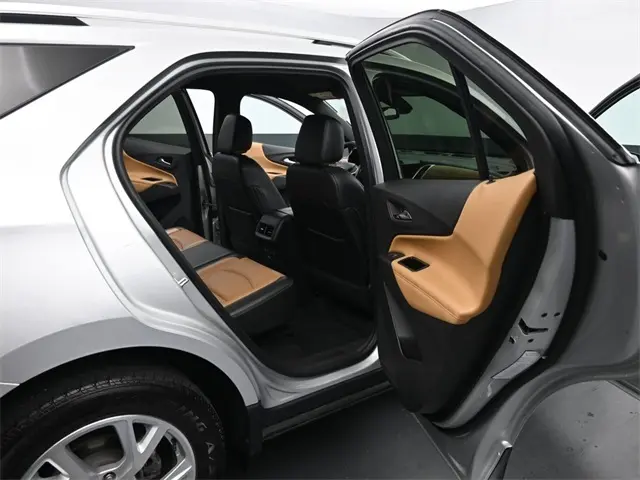2020 Chevrolet Equinox Premier photo 10