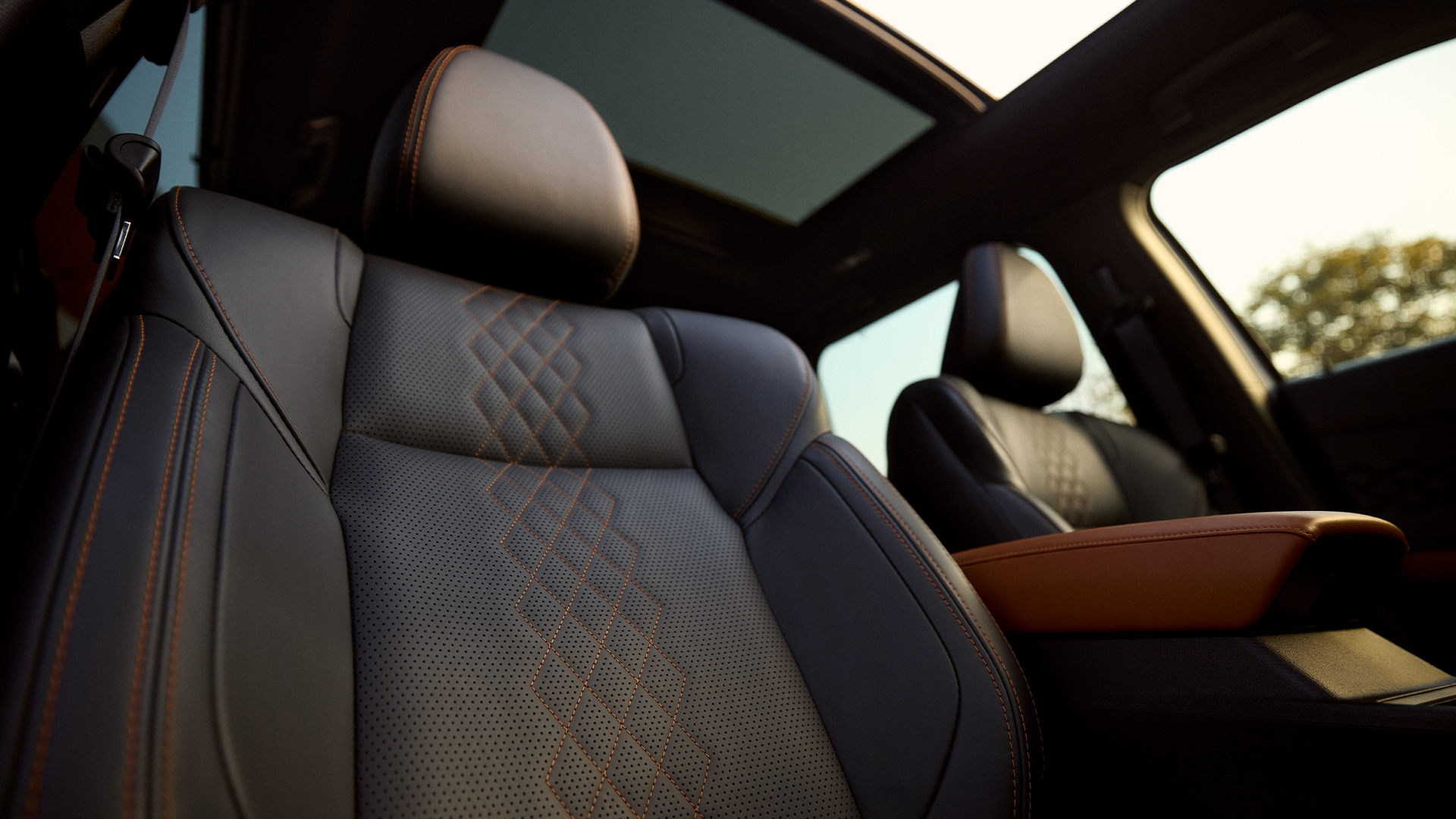 2025 Mitsubishi Outlander PHEV Interior