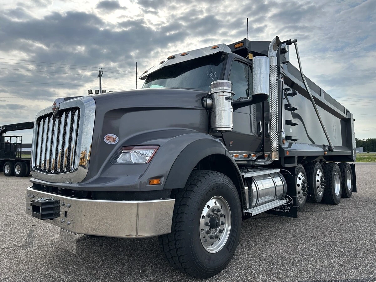 2027 International HX in Marshfield, WI