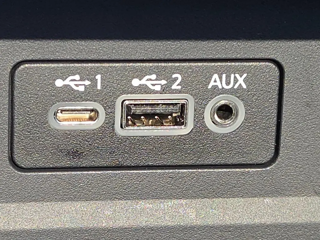 2024 Nissan Sentra SR photo 9
