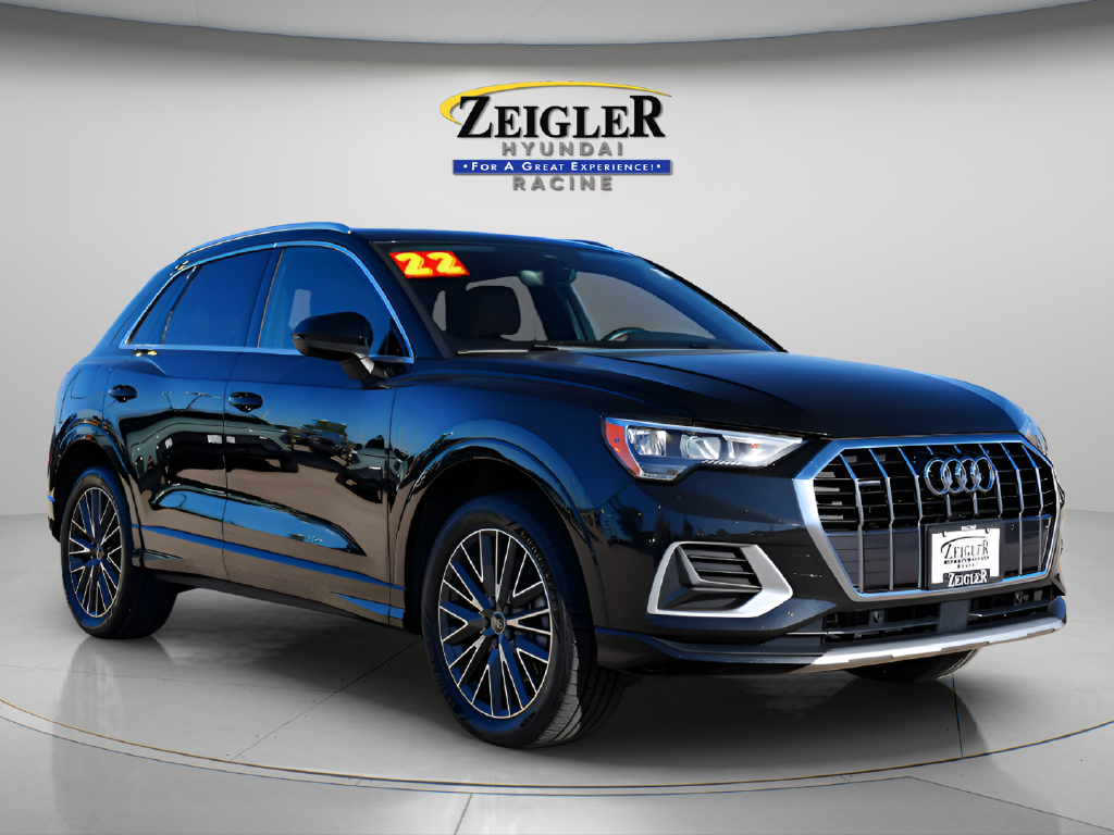 2022 Audi Q3 Premium