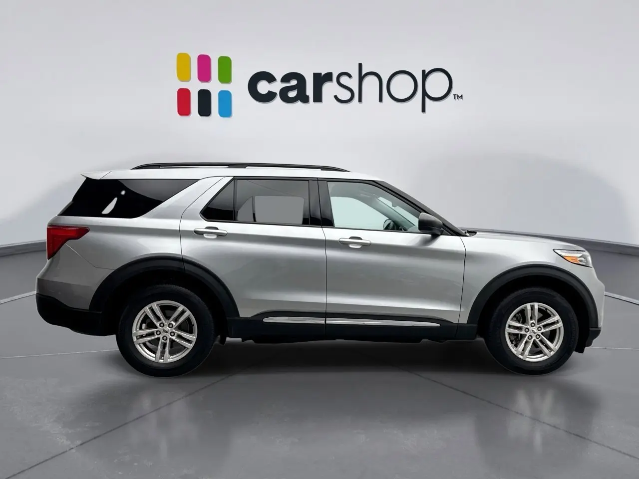 2022 Ford Explorer XLT photo 5