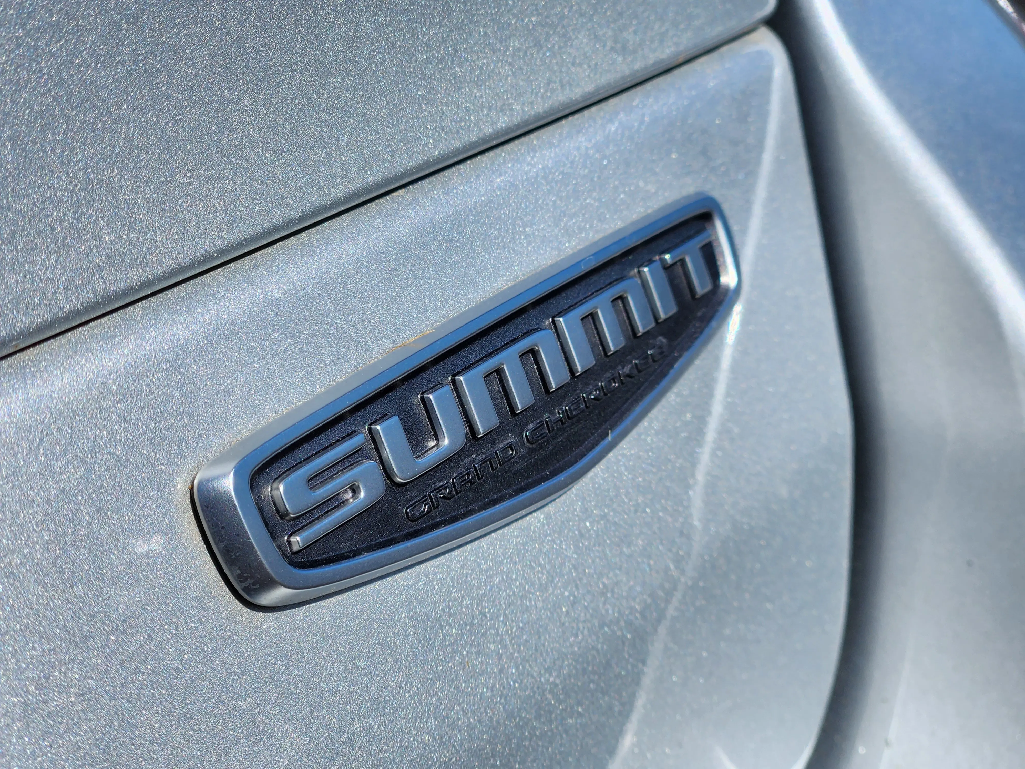 2022 Jeep Grand Cherokee Summit photo 11