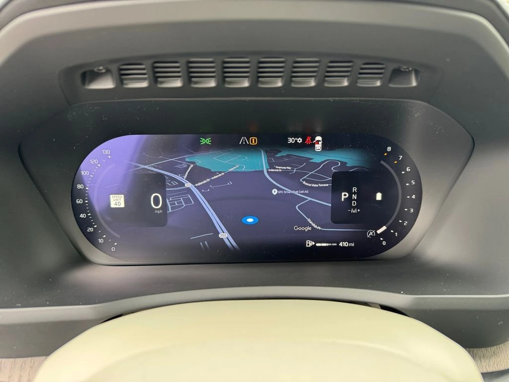 2026 Volvo - image 24