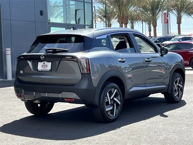 2026 Nissan Kicks SV photo 6
