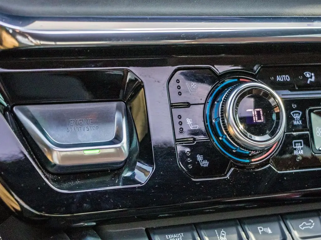 2024 Gmc Sierra HD Denali Ultimate photo 36