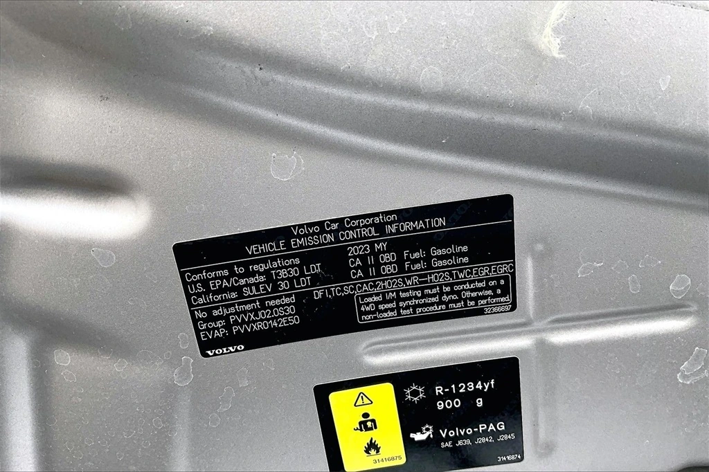 2023 Volvo - image 32