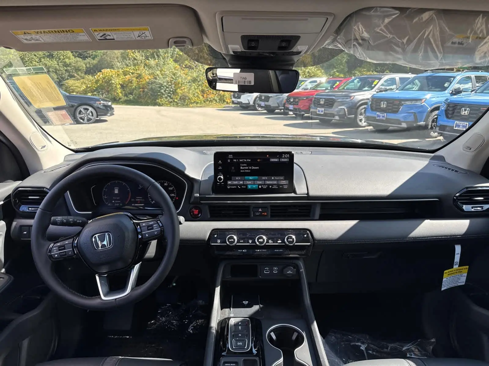 2025 Honda Pilot Touring photo 29