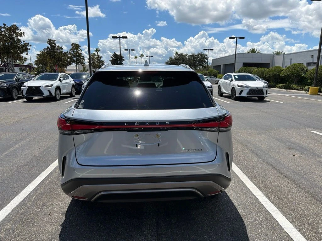 2026 Lexus RX 350 - Photo 7