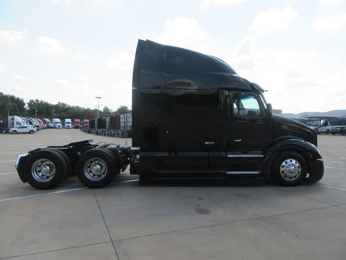 2023 Peterbilt 579 — photo 6