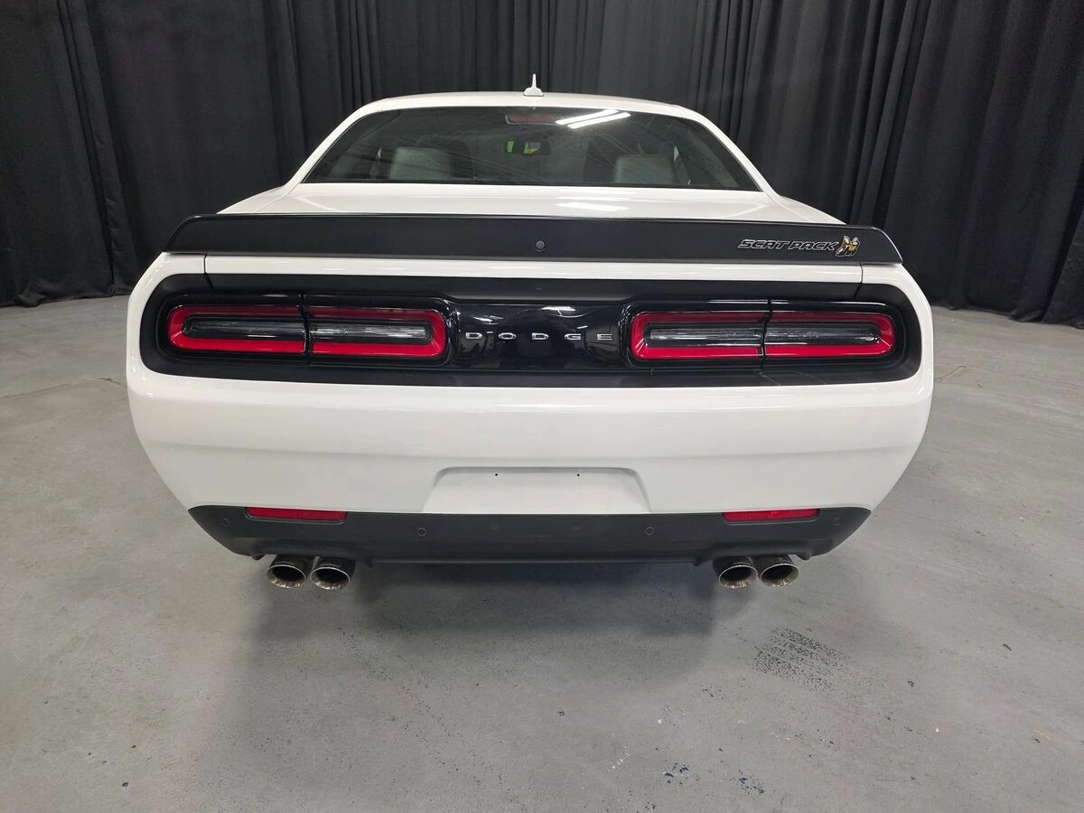 2023 Dodge Challenger R/T - Photo 14