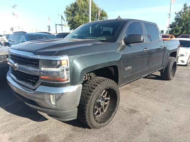 2018 Chevrolet Silverado 1500 LT Crew Cab Short Box's photo