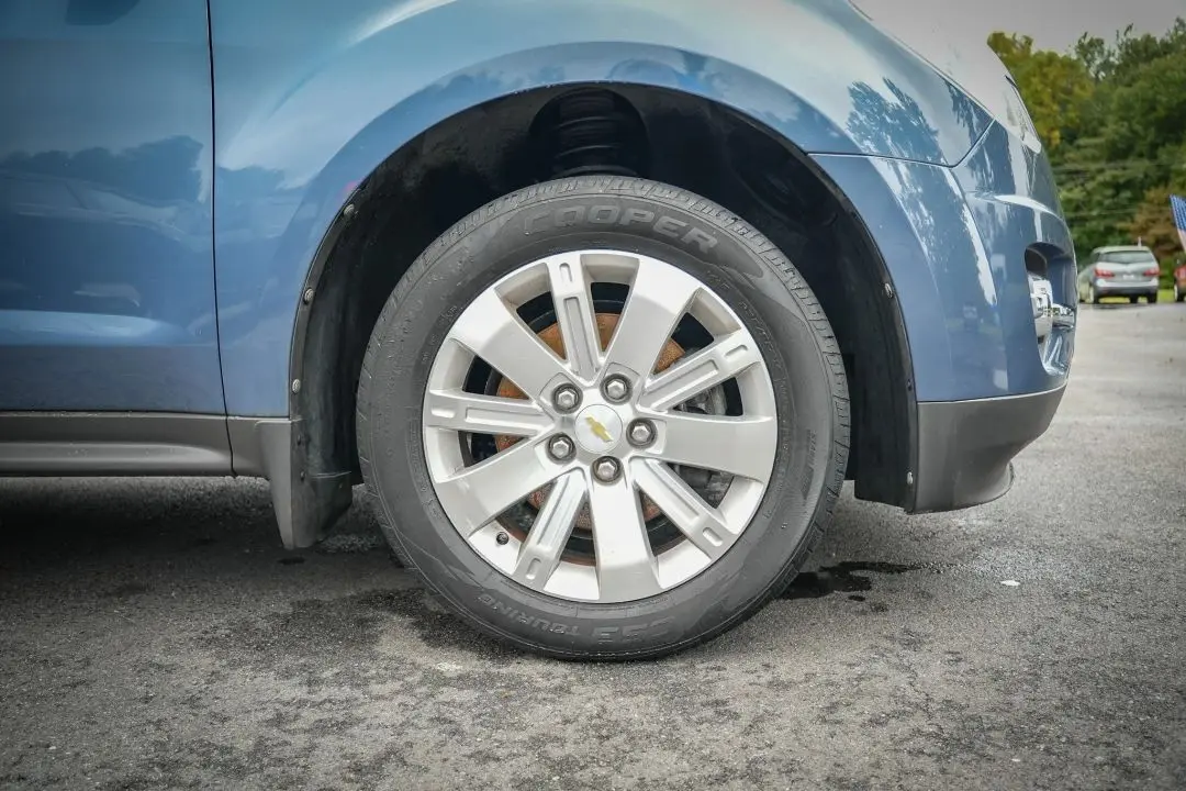 2011 Chevrolet Equinox LT photo 16