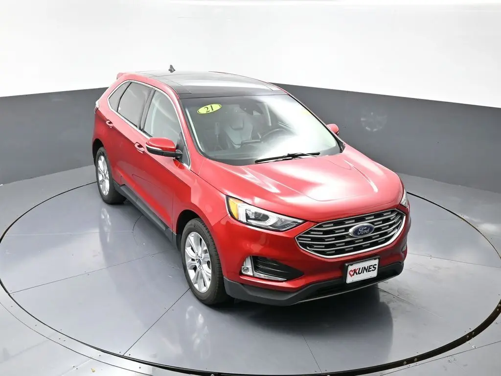 2021 Ford Edge Titanium photo 36