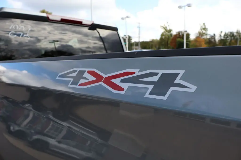 2026 Chevrolet Silverado 1500 RST photo 29