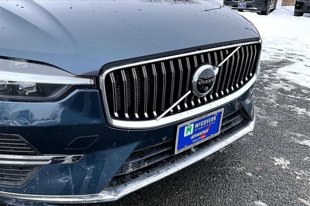 2023 Volvo - image 32