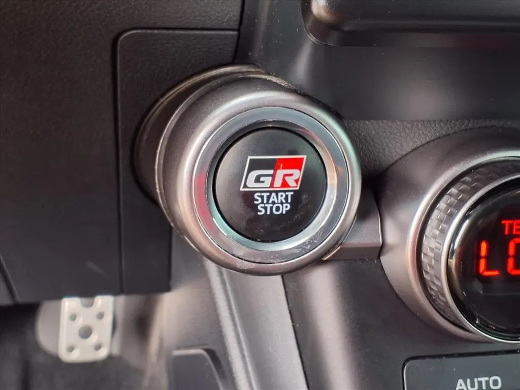 2022 Toyota GR86 Premium photo 25